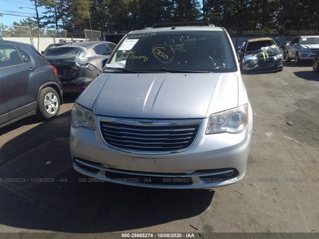 Photo 5 VIN: 2A4RR6DG9BR667207 - CHRYSLER TOWN & COUNTRY 