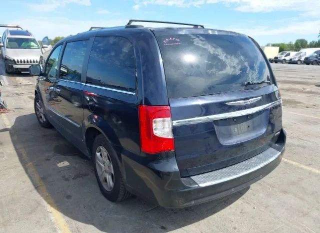 Photo 2 VIN: 2A4RR6DGXBR612412 - CHRYSLER TOWN & COUNTRY 