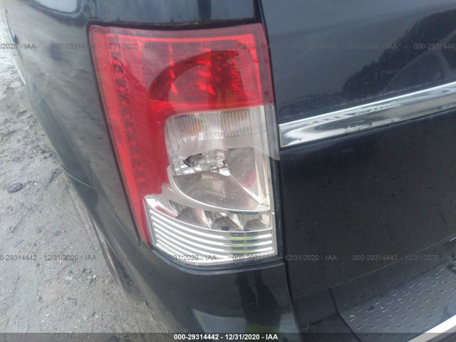 Photo 5 VIN: 2A4RR6DGXBR612412 - CHRYSLER TOWN & COUNTRY 