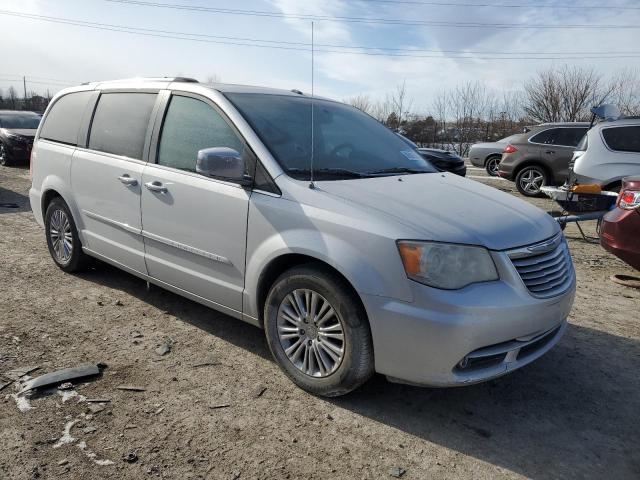 Photo 3 VIN: 2A4RR6DGXBR683819 - CHRYSLER MINIVAN 