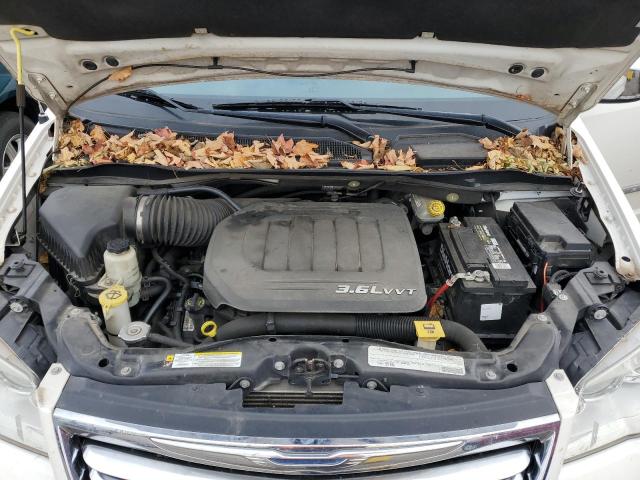 Photo 11 VIN: 2A4RR6DGXBR722005 - CHRYSLER TOWN & COU 