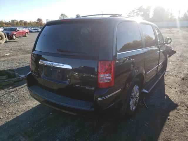 Photo 3 VIN: 2A4RR6DX1AR137165 - CHRYSLER TOWN & COU 