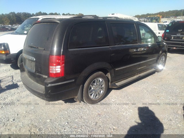 Photo 3 VIN: 2A4RR6DX1AR166956 - CHRYSLER TOWN & COUNTRY 