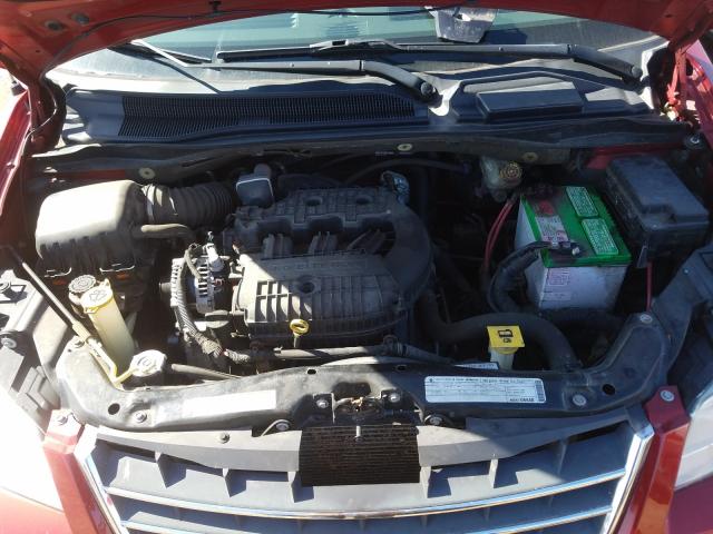 Photo 6 VIN: 2A4RR6DX3AR143002 - CHRYSLER TOWN & COU 