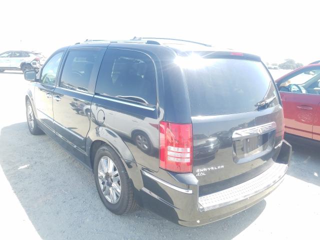 Photo 2 VIN: 2A4RR6DX3AR151584 - CHRYSLER TOWN &AMP COU 