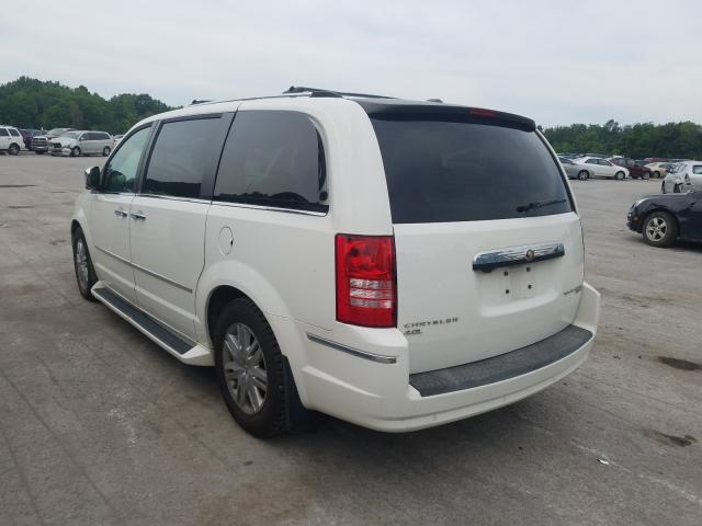 Photo 2 VIN: 2A4RR6DX5AR183405 - CHRYSLER TOWN & COU 