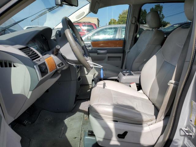 Photo 6 VIN: 2A4RR6DXXAR124222 - CHRYSLER TOWN & COU 