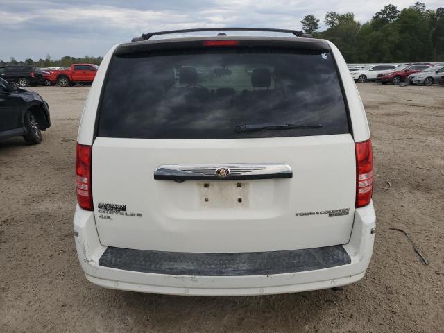 Photo 5 VIN: 2A4RR6DXXAR135981 - CHRYSLER TOWN & COU 