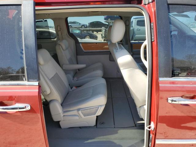 Photo 10 VIN: 2A4RR6DXXAT199504 - CHRYSLER TOWN & COU 