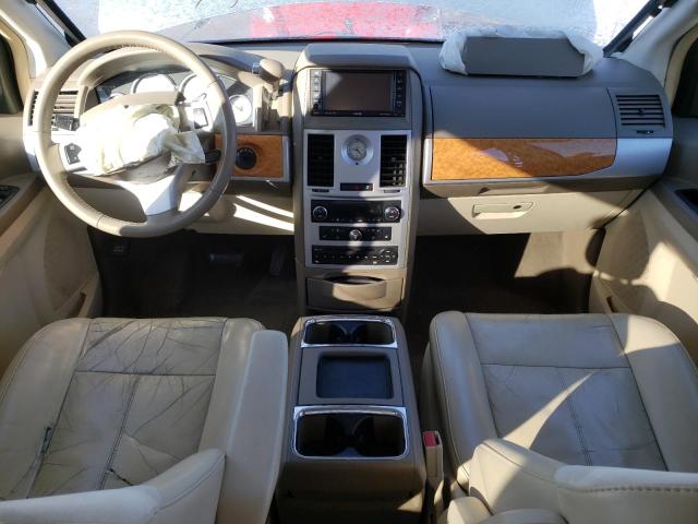 Photo 7 VIN: 2A4RR7DX4AR436249 - CHRYSLER TOWN & COU 