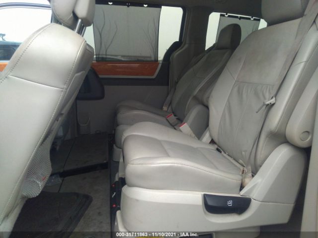 Photo 7 VIN: 2A4RR7DX6AR391136 - CHRYSLER TOWN & COUNTRY 