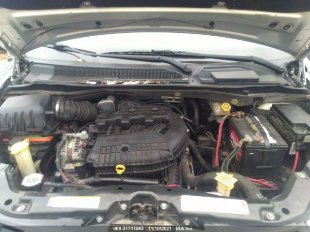 Photo 9 VIN: 2A4RR7DX6AR391136 - CHRYSLER TOWN & COUNTRY 