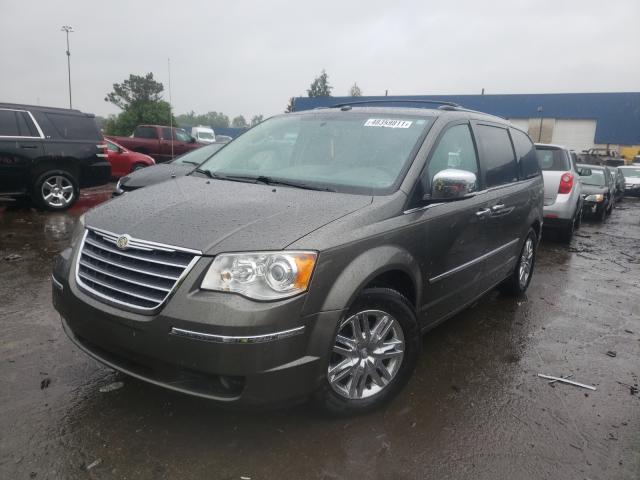 Photo 1 VIN: 2A4RR7DX8AR414514 - CHRYSLER TOWN &AMP COU 