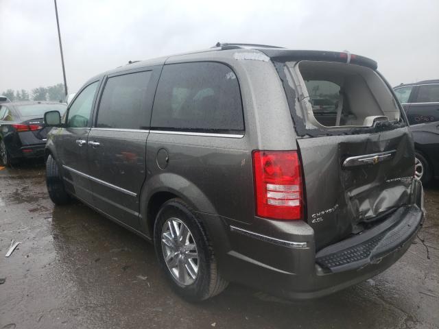 Photo 2 VIN: 2A4RR7DX8AR414514 - CHRYSLER TOWN &AMP COU 