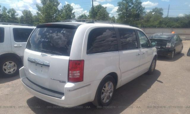 Photo 3 VIN: 2A4RR7DXXAR321851 - CHRYSLER TOWN AND COUNTRY 