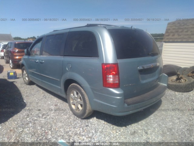 Photo 2 VIN: 2A4RR8D10AR330690 - CHRYSLER TOWN & COUNTRY 