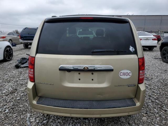 Photo 5 VIN: 2A4RR8D10AR398665 - CHRYSLER TOWN & COU 