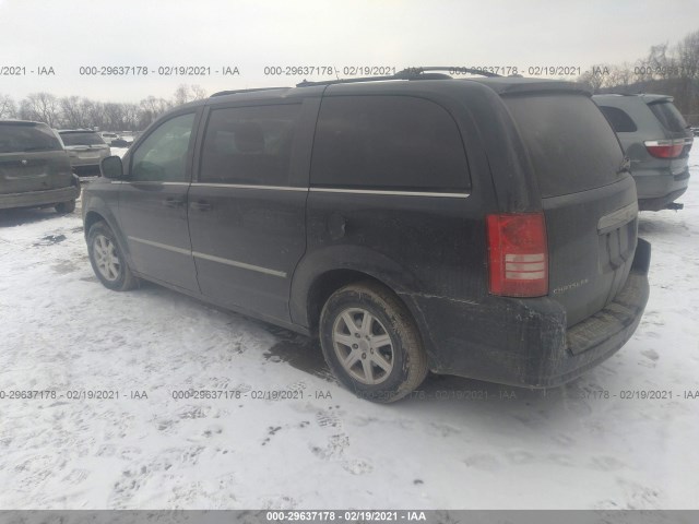 Photo 2 VIN: 2A4RR8D10AR422835 - CHRYSLER TOWN & COUNTRY 