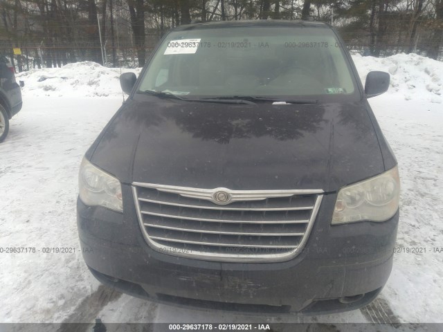 Photo 5 VIN: 2A4RR8D10AR422835 - CHRYSLER TOWN & COUNTRY 