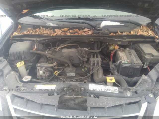 Photo 9 VIN: 2A4RR8D10AR422835 - CHRYSLER TOWN & COUNTRY 