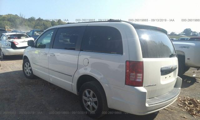 Photo 2 VIN: 2A4RR8D10AR427615 - CHRYSLER TOWN AND COUNTRY 