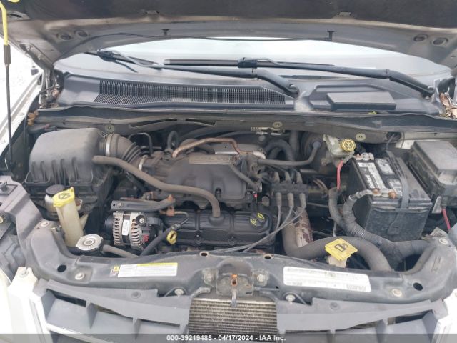 Photo 9 VIN: 2A4RR8D10AR456872 - CHRYSLER TOWN & COUNTRY 