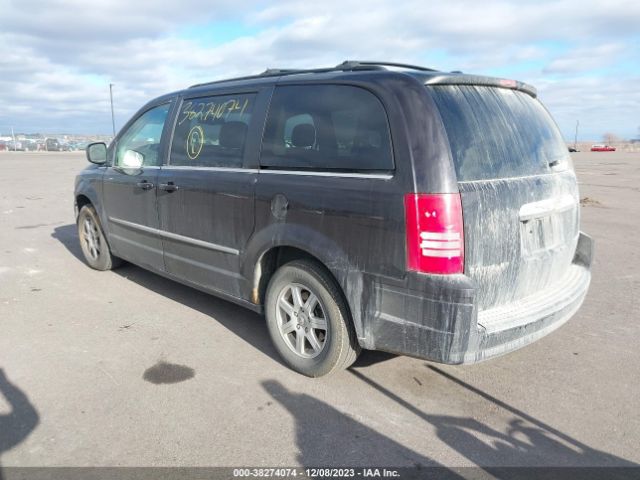 Photo 2 VIN: 2A4RR8D11AR423945 - CHRYSLER TOWN COUNTRY 