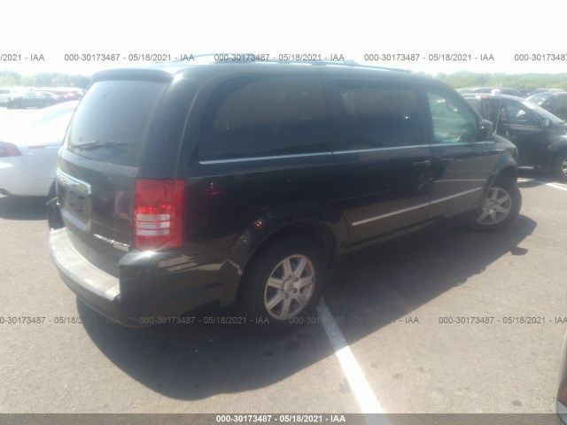 Photo 3 VIN: 2A4RR8D12AR392074 - CHRYSLER TOWN & COUNTRY 