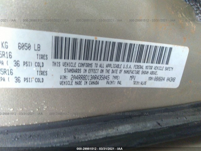 Photo 8 VIN: 2A4RR8D13AR435045 - CHRYSLER TOWN & COUNTRY 