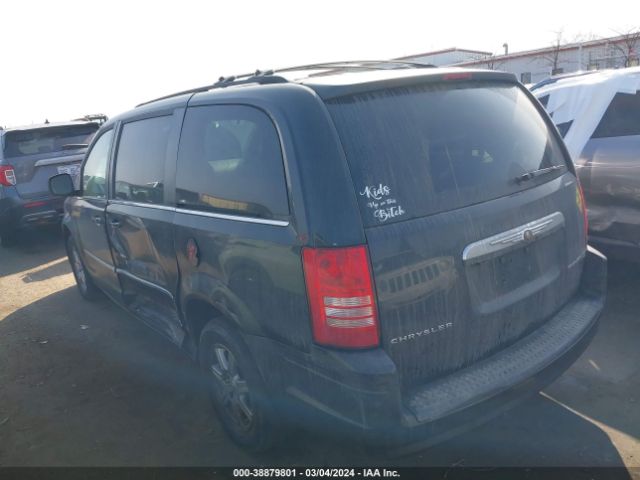 Photo 2 VIN: 2A4RR8D13AR481054 - CHRYSLER TOWN & COUNTRY 