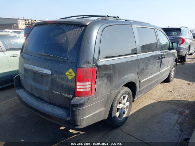 Photo 3 VIN: 2A4RR8D13AR481054 - CHRYSLER TOWN & COUNTRY 