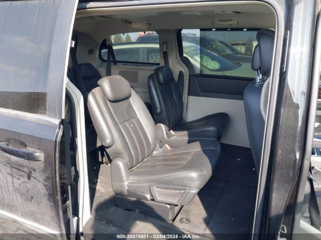 Photo 7 VIN: 2A4RR8D13AR481054 - CHRYSLER TOWN & COUNTRY 