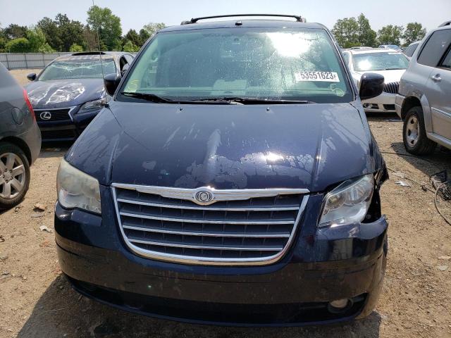 Photo 4 VIN: 2A4RR8D14AR392545 - CHRYSLER TOWN & COU 