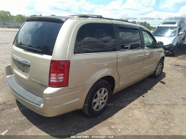 Photo 3 VIN: 2A4RR8D14AR393498 - CHRYSLER TOWN & COUNTRY 