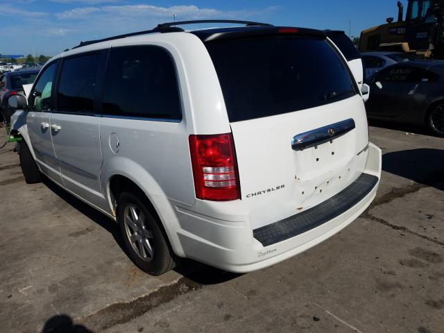 Photo 2 VIN: 2A4RR8D14AR405147 - CHRYSLER TOWN & COU 