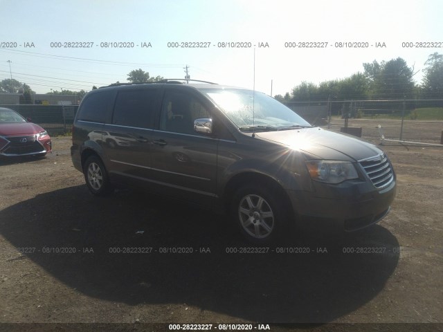 Photo 0 VIN: 2A4RR8D14AR449049 - CHRYSLER TOWN & COUNTRY 