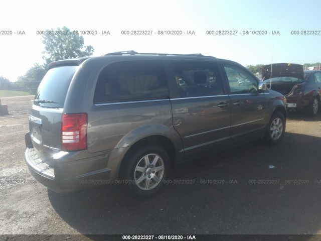 Photo 3 VIN: 2A4RR8D14AR449049 - CHRYSLER TOWN & COUNTRY 