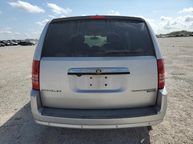 Photo 5 VIN: 2A4RR8D16AR451630 - CHRYSLER TOWN & COU 