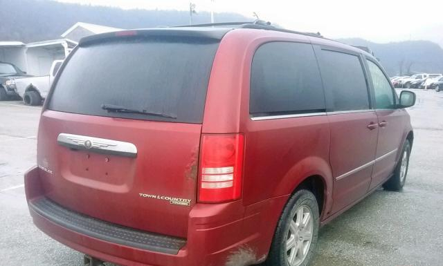 Photo 3 VIN: 2A4RR8D18AR330243 - CHRYSLER TOWN AND COUNTRY 