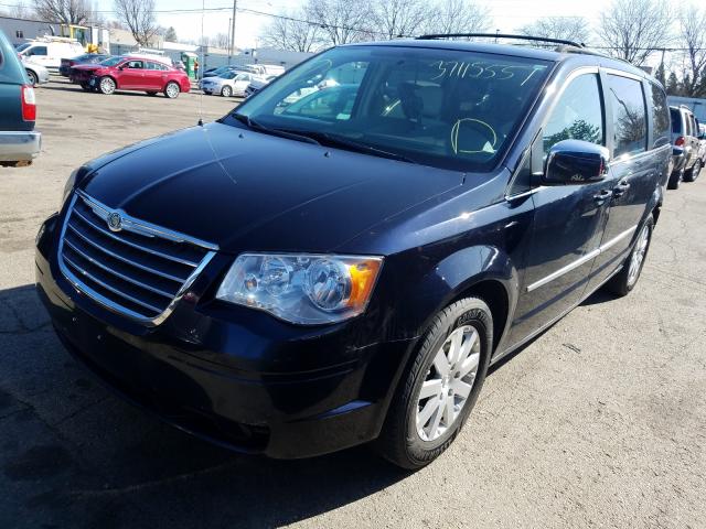 Photo 1 VIN: 2A4RR8D18AR428639 - CHRYSLER TOWN &AMP COU 