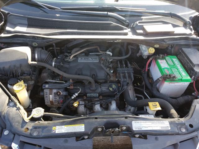 Photo 6 VIN: 2A4RR8D18AR428639 - CHRYSLER TOWN &AMP COU 