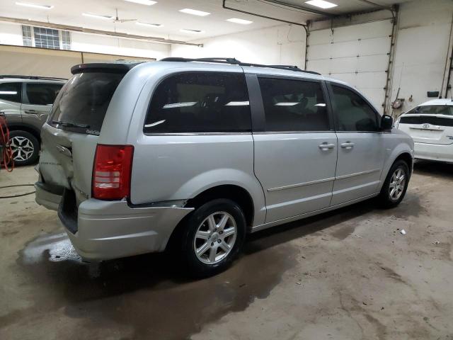 Photo 2 VIN: 2A4RR8D18AR479705 - CHRYSLER TOWN & COU 