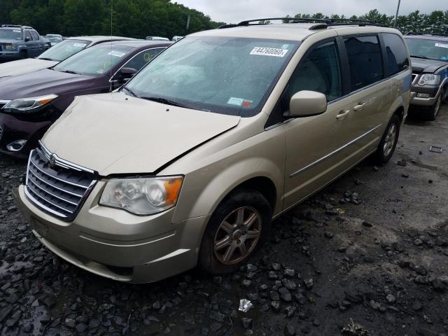 Photo 1 VIN: 2A4RR8D19AR320353 - CHRYSLER TOWN & COU 