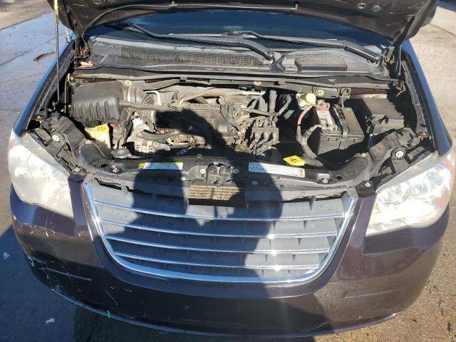 Photo 11 VIN: 2A4RR8D19AR430917 - CHRYSLER TOWN & COU 