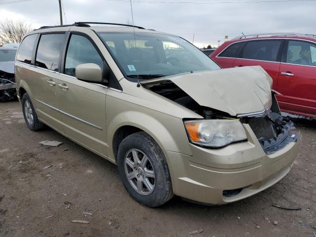 Photo 3 VIN: 2A4RR8D1XAR381484 - CHRYSLER TOWN & COU 