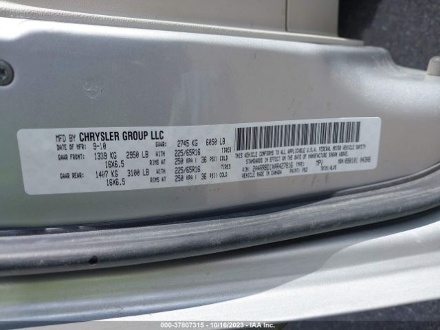 Photo 8 VIN: 2A4RR8D1XAR427816 - CHRYSLER TOWN & COUNTRY 