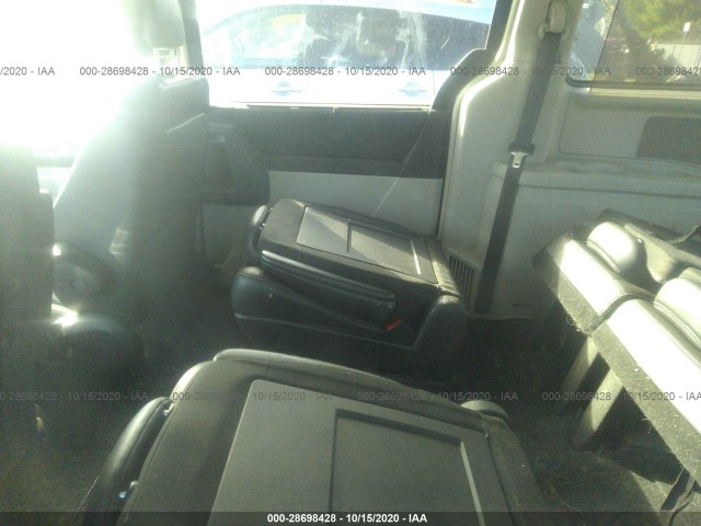 Photo 7 VIN: 2A4RR8D1XAR441778 - CHRYSLER TOWN & COUNTRY 