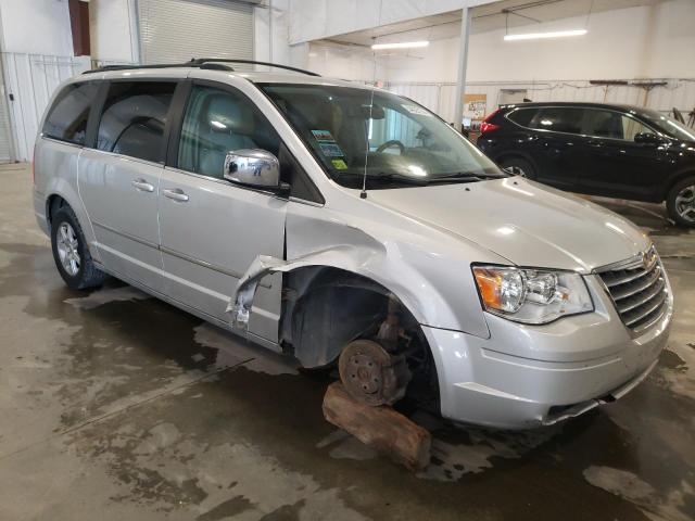 Photo 3 VIN: 2A4RR8D1XAR450089 - CHRYSLER MINIVAN 