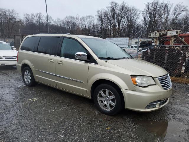 Photo 3 VIN: 2A4RR8DG0BR734448 - CHRYSLER TOWN & COU 