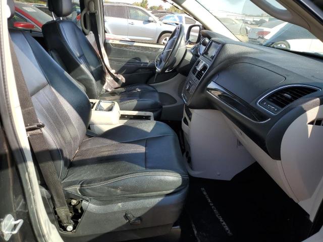 Photo 4 VIN: 2A4RR8DG0BR799395 - CHRYSLER TOWN & COU 